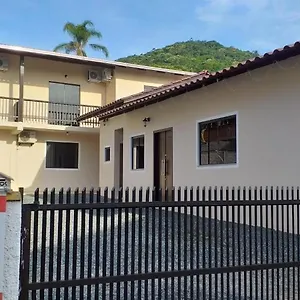 Quitinete Vó Ana Penha (Santa Catarina)